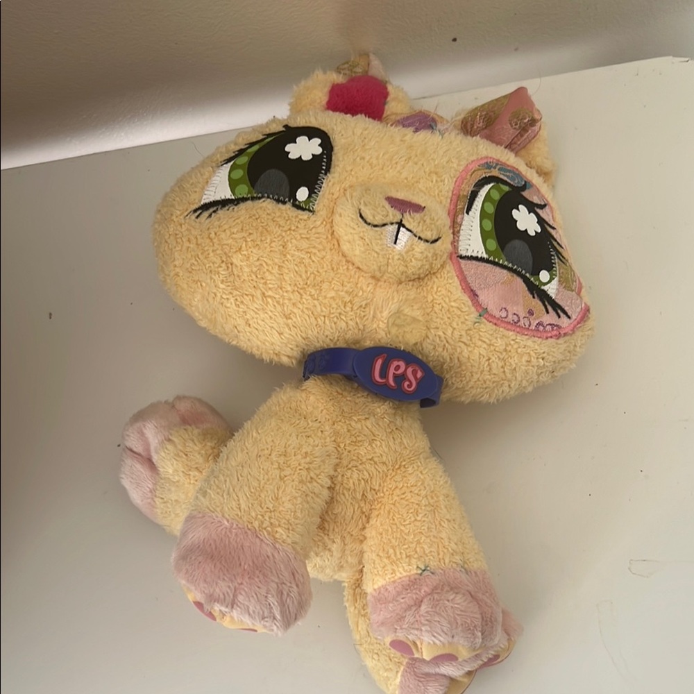 Hasbro Toys Littlest Pet Shop 2007 Bunny Plush